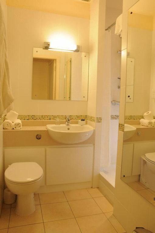 Sefton Express Hotel Ballasalla Oda fotoğraf