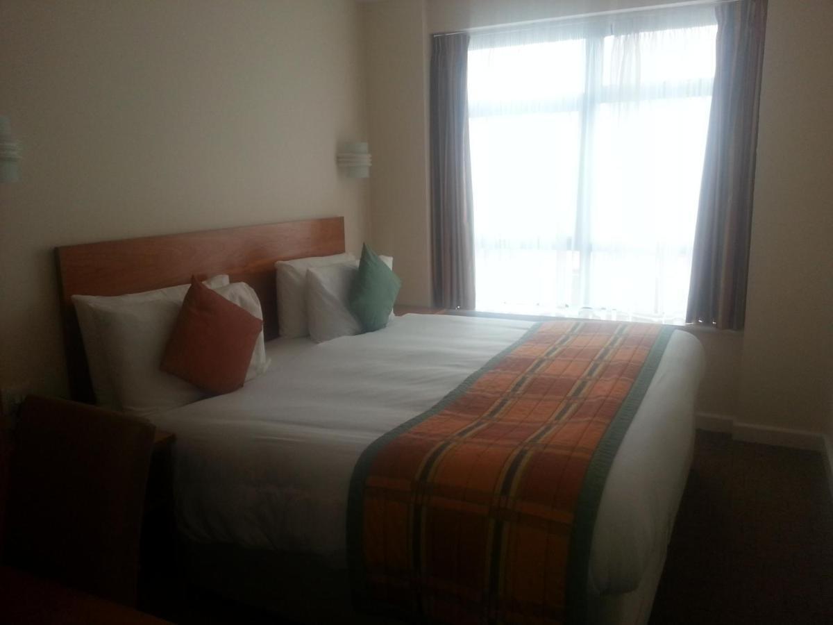 Sefton Express Hotel Ballasalla Oda fotoğraf